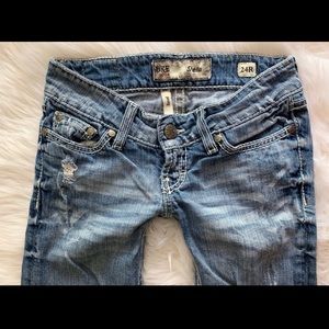 BKE Stella Distressed Low-rise Bootcut Jeans 24R